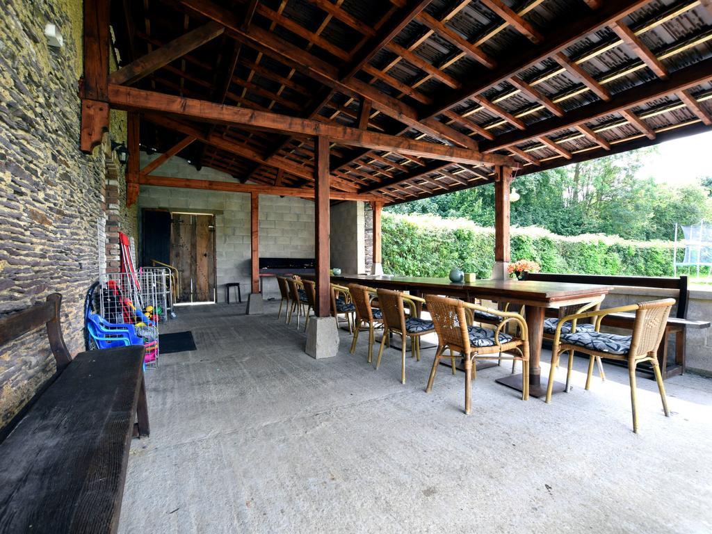 Spacious Holiday Home In Lierneux With Garden Bagian luar foto